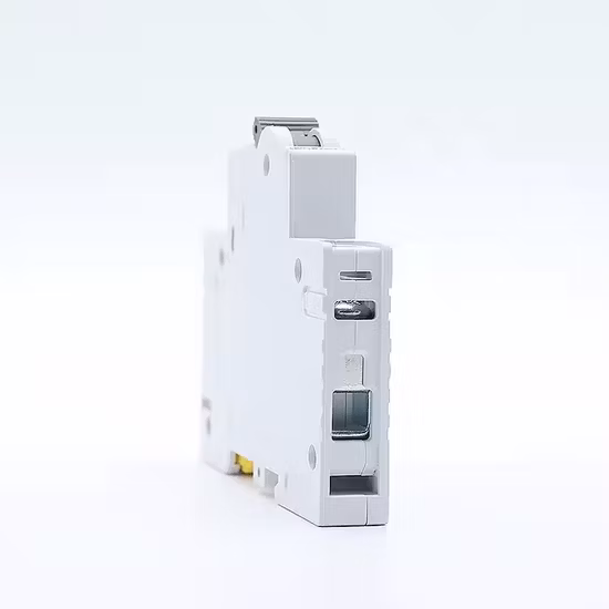 Singi DC Dz47le 6ka 3p 6A Electrical Air Miniature Circuit Breaker MCB